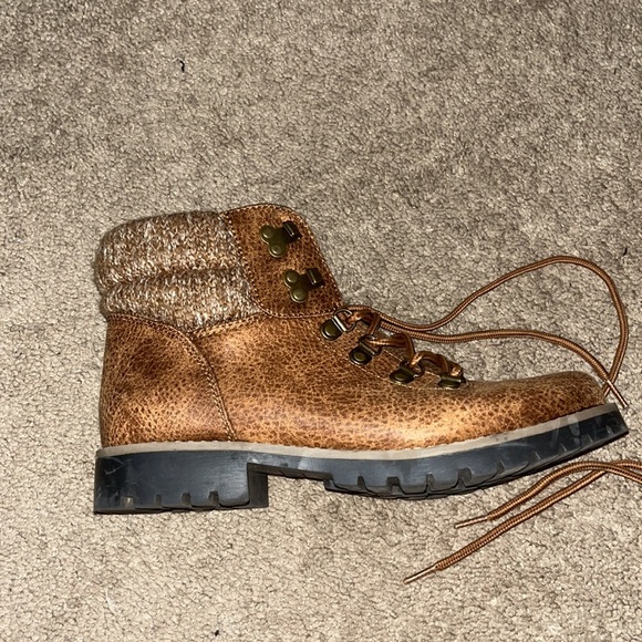 Cliffs brown ankle hiking boots - size 8 womens - Picture 2 of 8